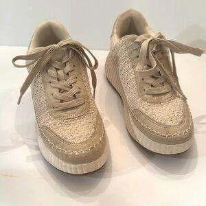 Dolce Vita Fay Natural Crochet Design Platform Style Sneakers Women's Size 8.5